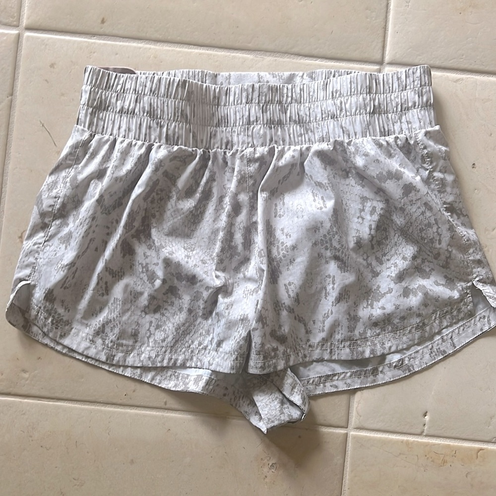 Varley lined shorts